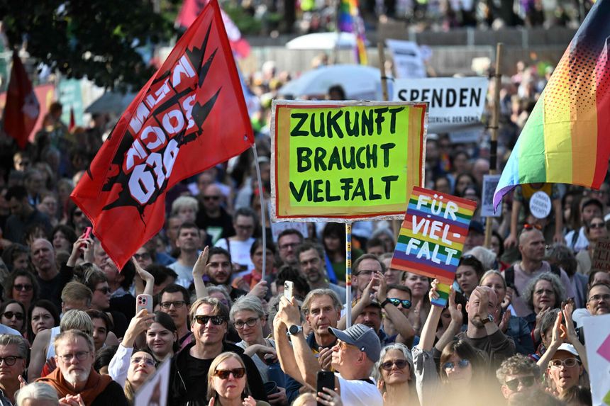 12 września 2026 roku  mieszkańcy Berlina wzięli udział w demonstracji przeciwko skrajnej prawicy.