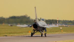 Polskie myśliwce F-16 poderwano po tym, jak rosyjski śmigłowiec naruszył polską przestrzeń powietrzną [zdjęcie ilustracyjne]