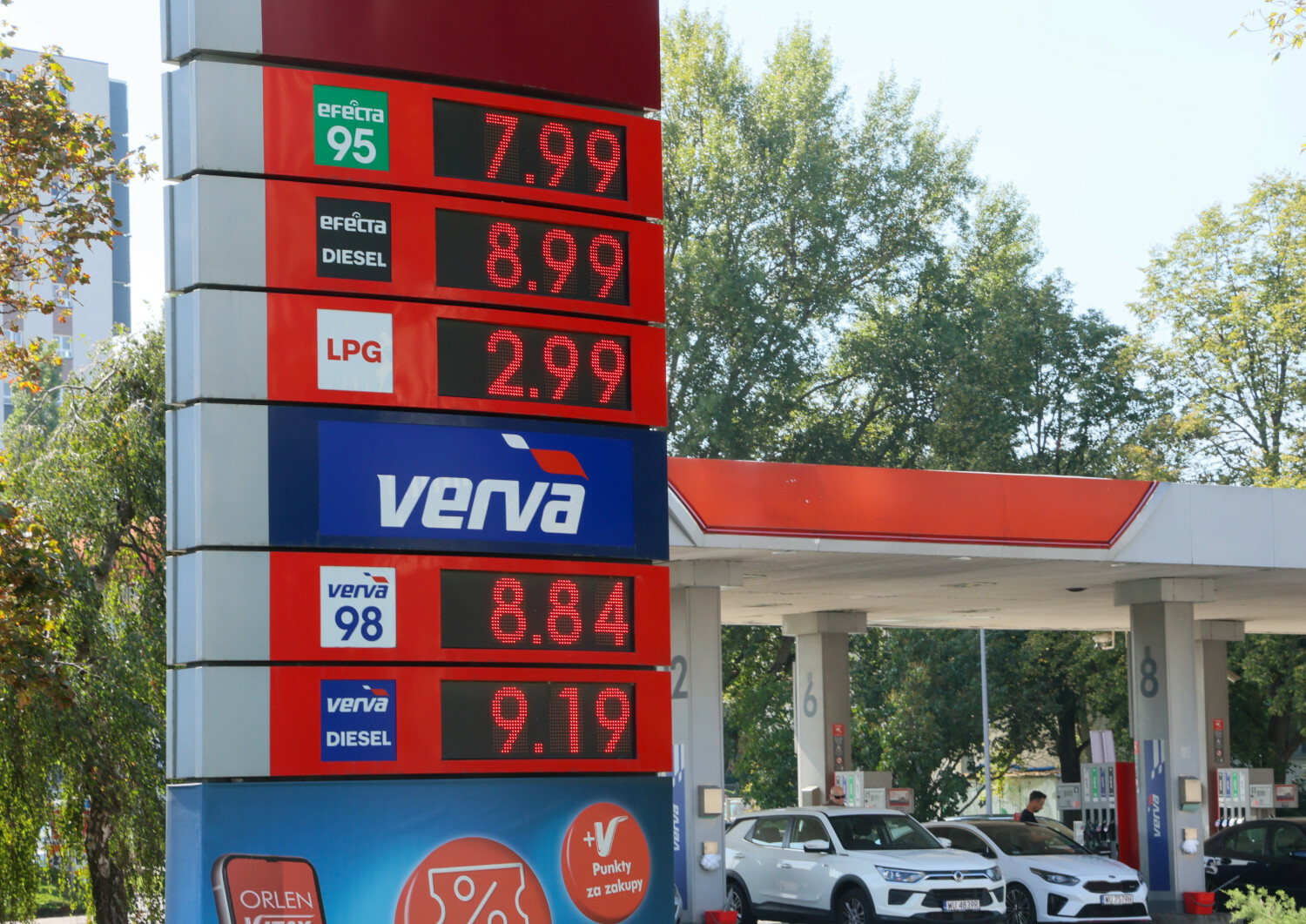 Ostra rozgrywka o ceny paliw. Ekspert o propozycji prezydenta: „To niebezpieczne”
