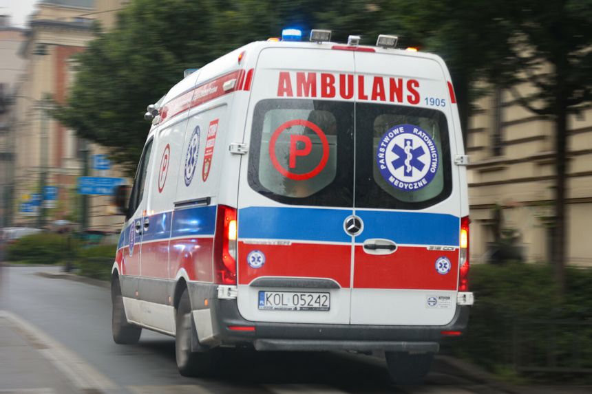 Ambulans (zdjęcie ilustracyjne)