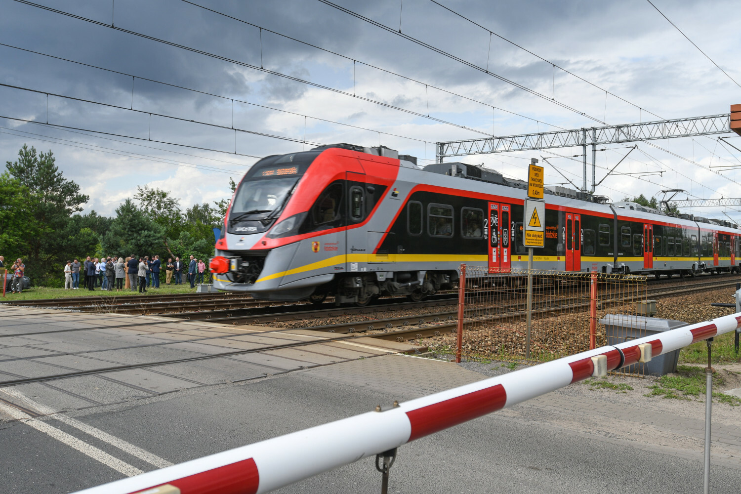 „Elfy" wracają na tory. ŁKA przywraca nowe pociągi do ruchu