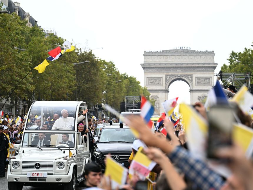 papież we Francji