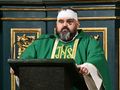ksiądz Adrian ranny w ataku w Jarosławiu