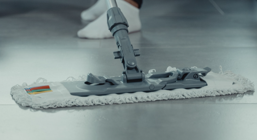 Mop, myć podłogę