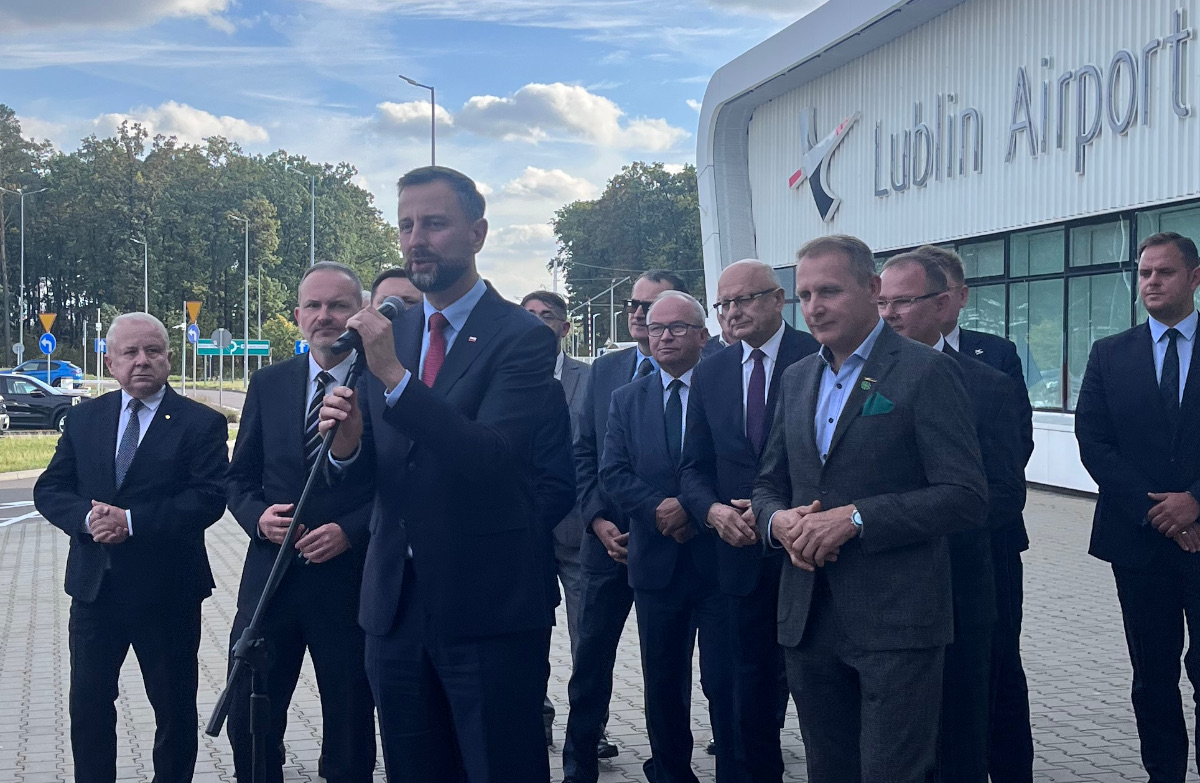 Plan NATO na wypadek wojny z Rosją. Szef MON zabiera głos