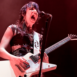 Halestorm - Lzzy Hale