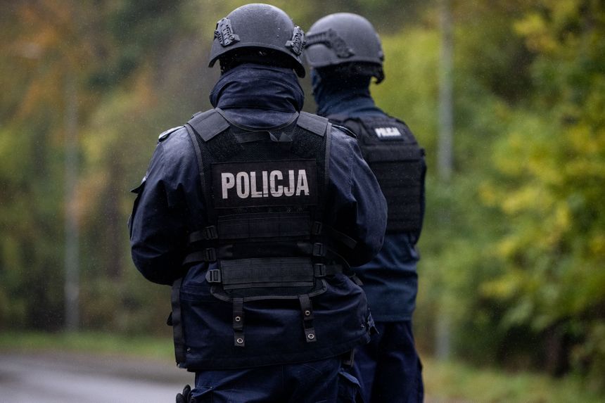 Funkcjonariusze policji - zdj. ilustracyjne