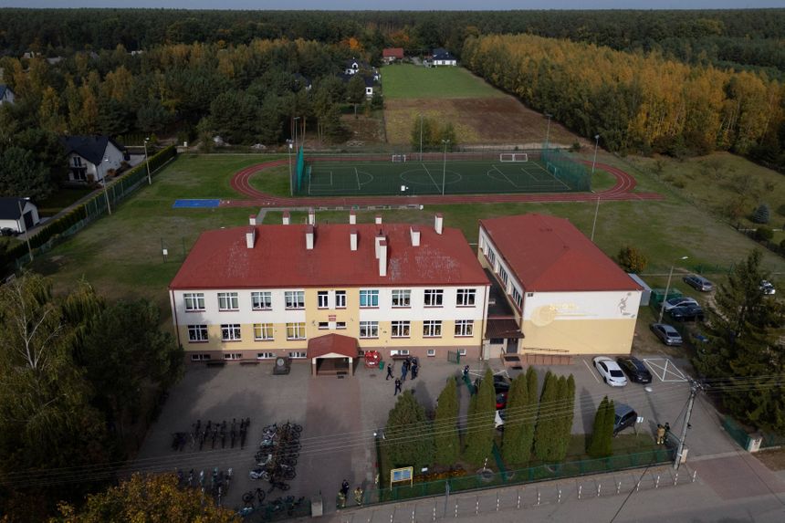 Szkoła w Leszczydole 