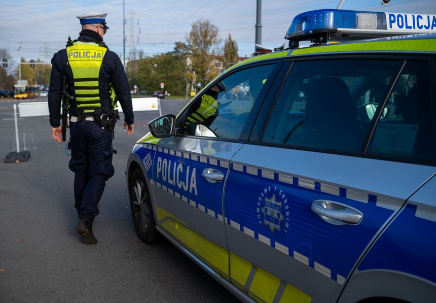 Radiowóz policji - zdjęcie ilustracyjne