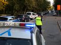 Policja pod szkołą w Ostrołęce