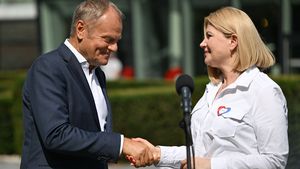Donald Tusk i Monika Piątkowska 