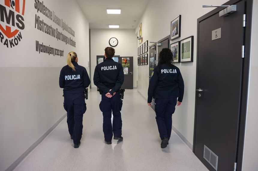 Policja, szkoła