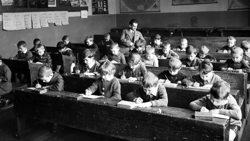 Quiz PRL - szkoła, dzień nauczyciela