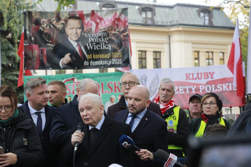 Protest pod Trybunałem Konstytucyjnym