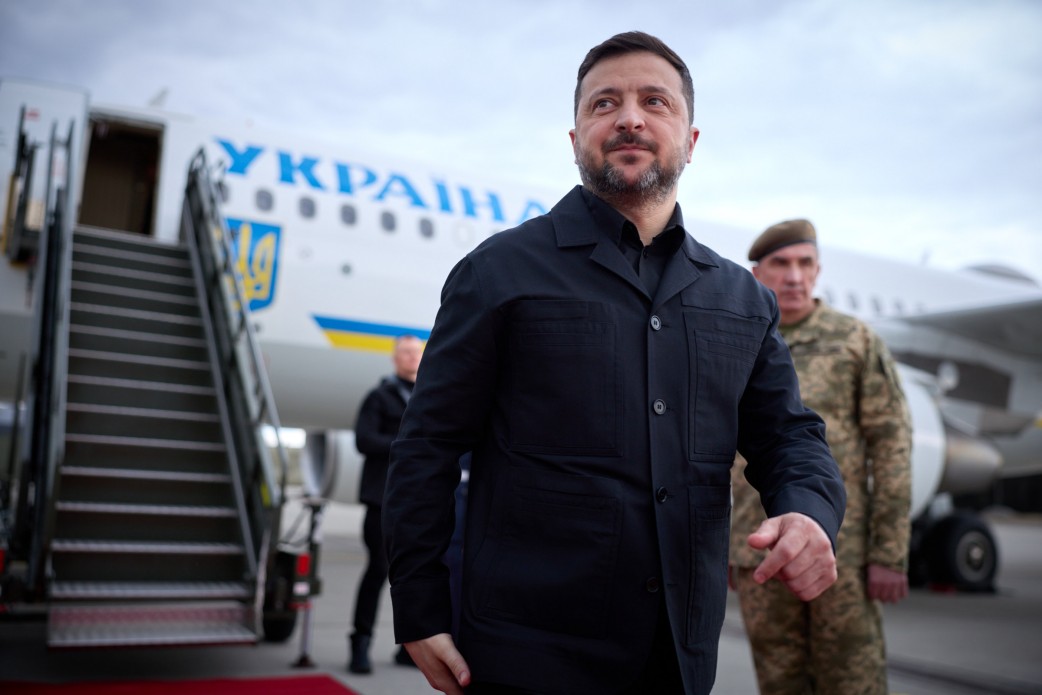 Zełenski wyleciał z polskiego lotniska. Kancelaria Prezydenta Ukrainy potwierdza