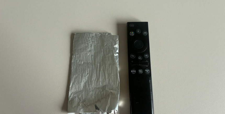 Folia aluminiowa do pilota od telewizora