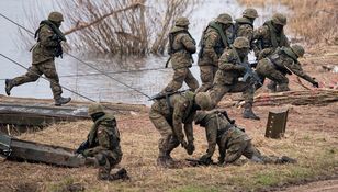 Polscy żołnierze w czasie ćwiczeń NATO
