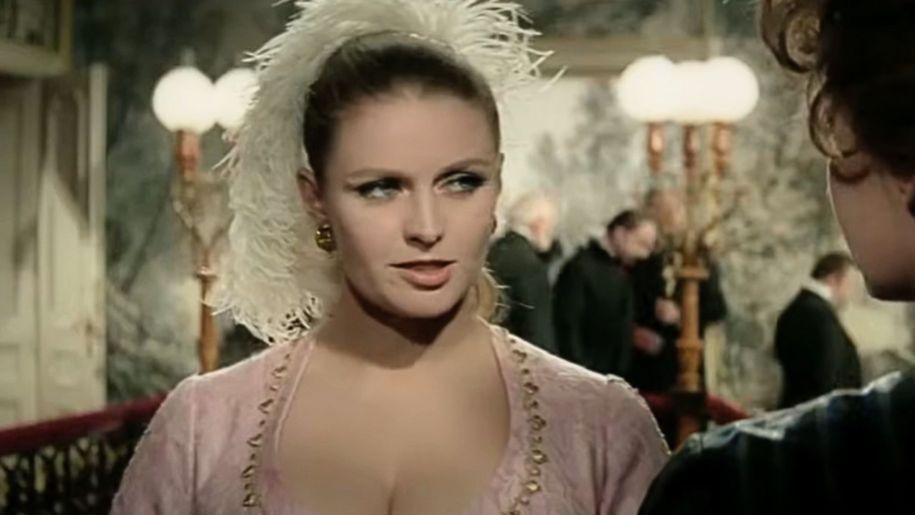 Beata Tyszkiewicz w filmie 