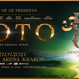 Plakat koncertu zespołu TOTO, zaplanowanego na 27.07.2027 w Tauron Arenie Kraków.