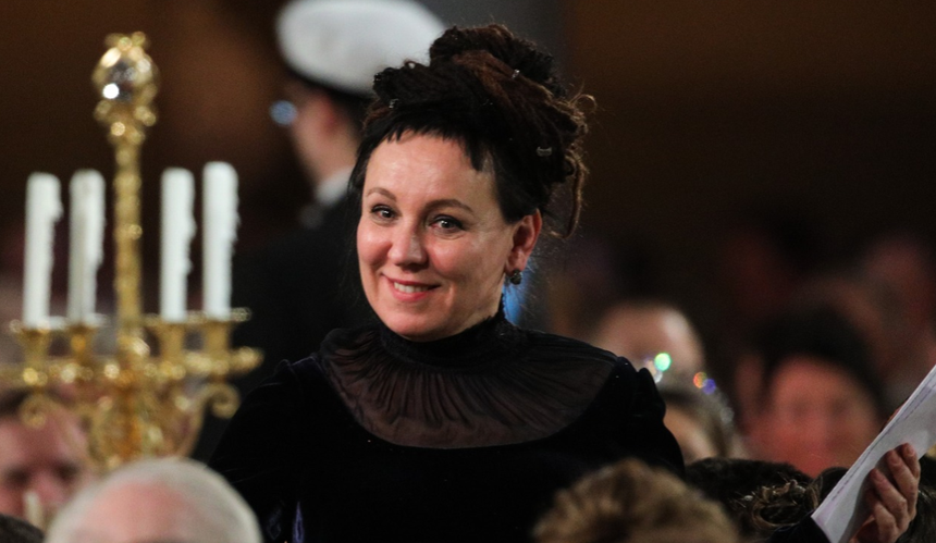 Olga Tokarczuk podczas ceremonii noblowskiej