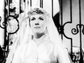 Julie Andrews w sukni ślubnej w filmie 