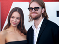 Claudia Sulewski i Finneas O’Connell