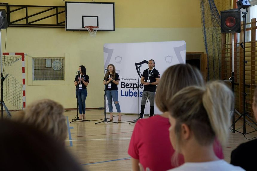 KPRM żąda zwrotu 3,4 mln zł