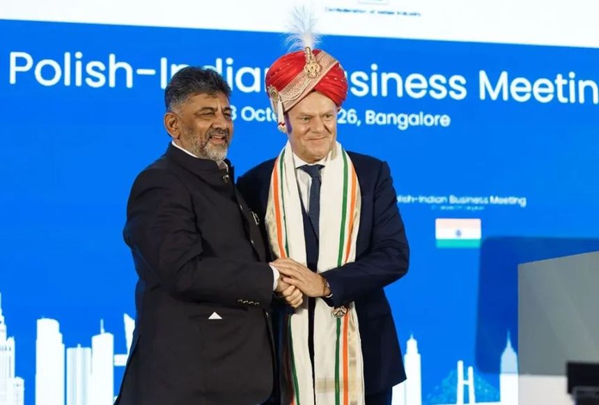 Donald Tusk w czasie wizyty w Indiach 