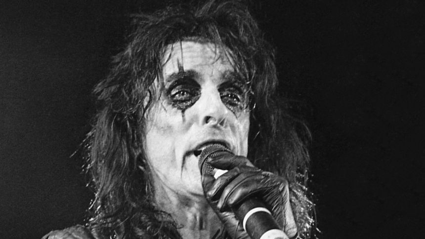 Alice Cooper podczas koncertu