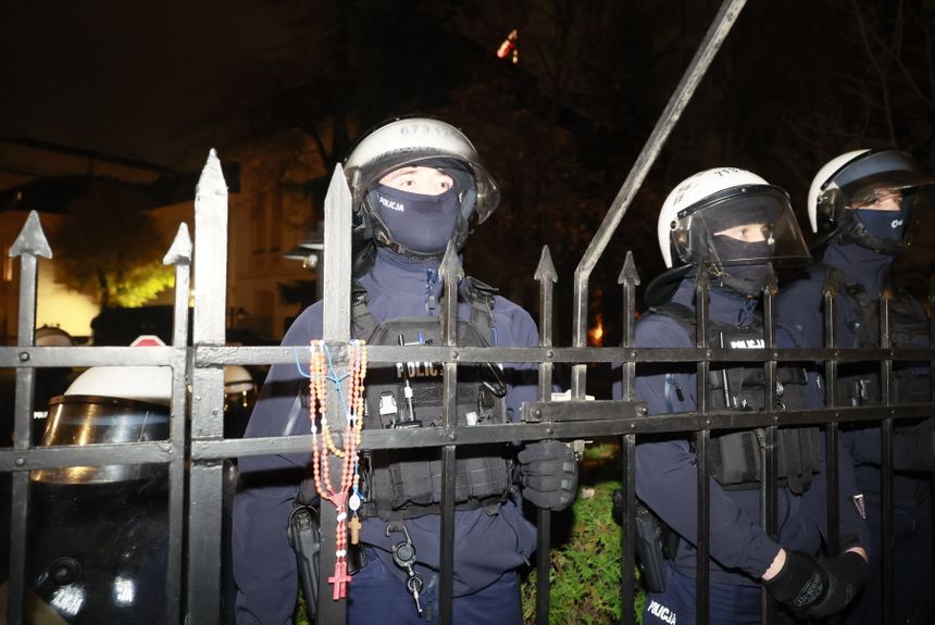 Policja przed Trybunałem Konstytucyjnym 